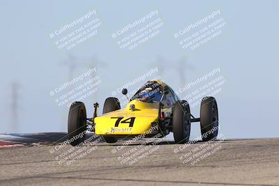 media/Oct-26-2025-CalClub SCCA (Sun) [[8ce1e69566]]/Group 6/Grapevine/